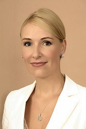 Julia Berkei Fachärztin für Plastische Chirurgie